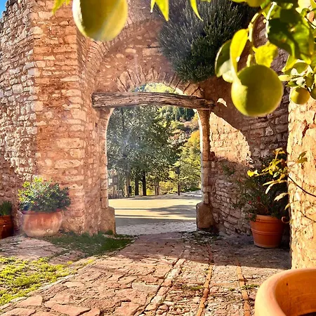 Holiday home La Gemma Del Subasio Nel Castello Di - Spello *