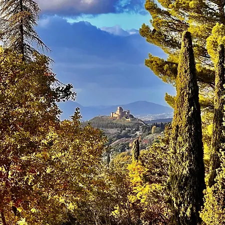 La Gemma Del Subasio Nel Castello Di - Spello Hébergement de vacances Collepino