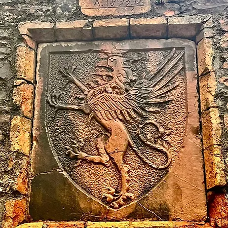 La Gemma Del Subasio Nel Castello Di Collepino - * Spello