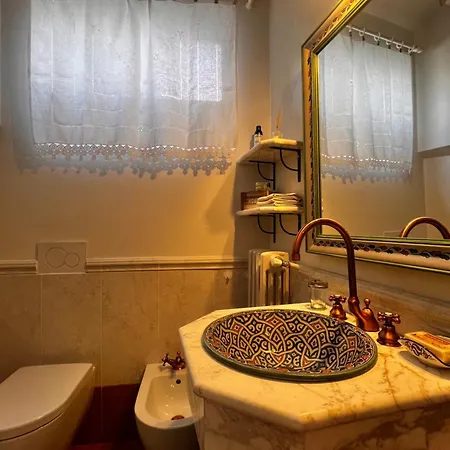 La Gemma Del Subasio Nel Castello Di - Spello