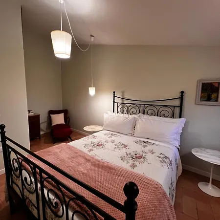 La Gemma Del Subasio Nel Castello Di - Spello